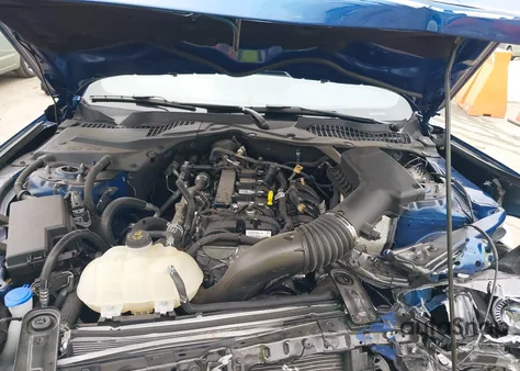 2022 Ford Mustang Ecoboost z USA, uszkodzony, nr VIN 1FATP8UH7N5144894